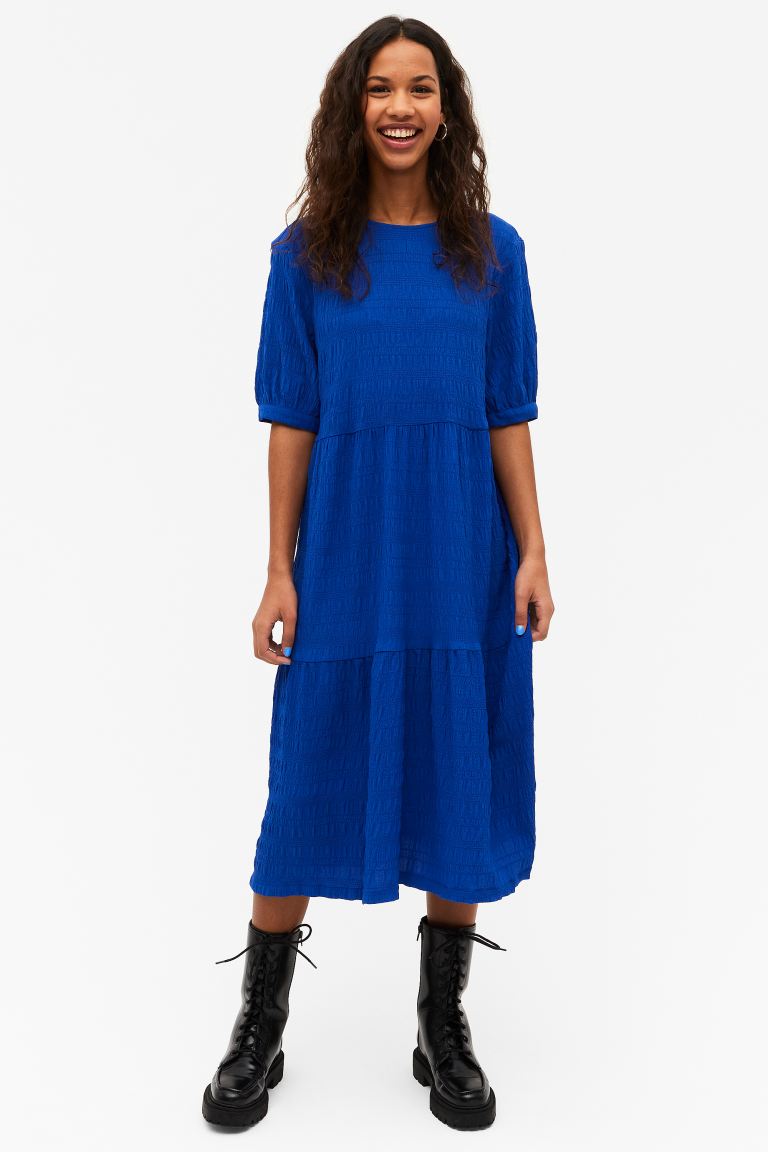 

Платье женское Monki 1085459006 голубое M (доставка из-за рубежа), 1085459006
