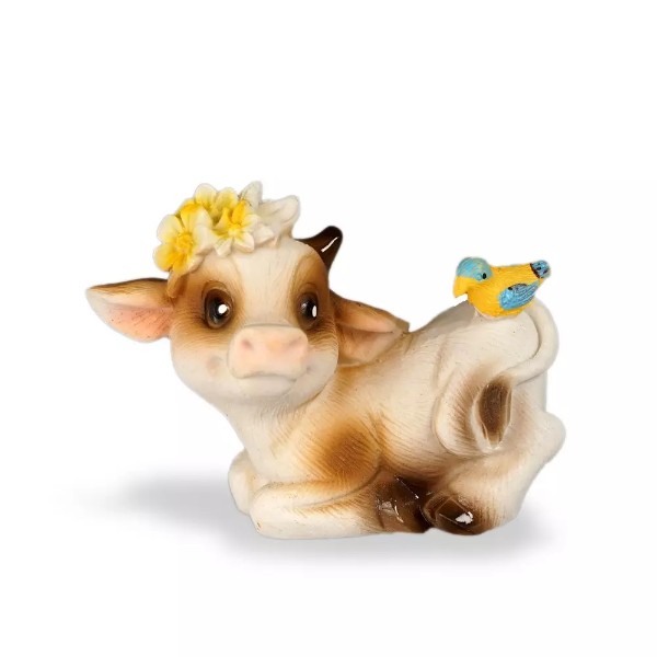 

Магнит Artus Новый Год Коровка с желтым цветком и птичкой лежащая керамика 5 см