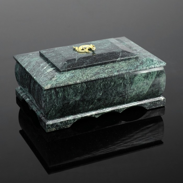 

Ларец "С ящеркой", 7х13х18,5 см, змеевик