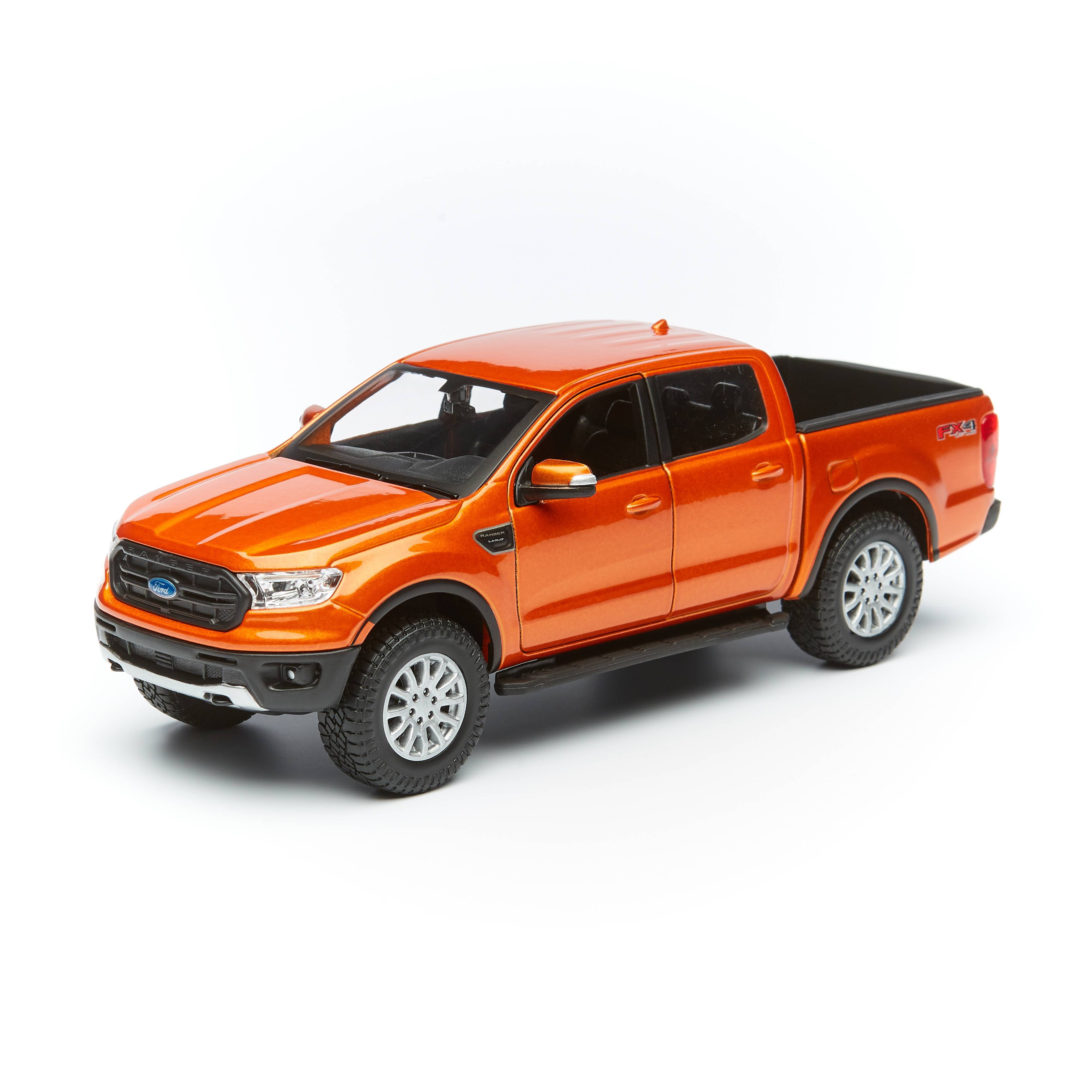 фото Maisto машинка ford ranger 2019, 1:27 оранжевая 31521