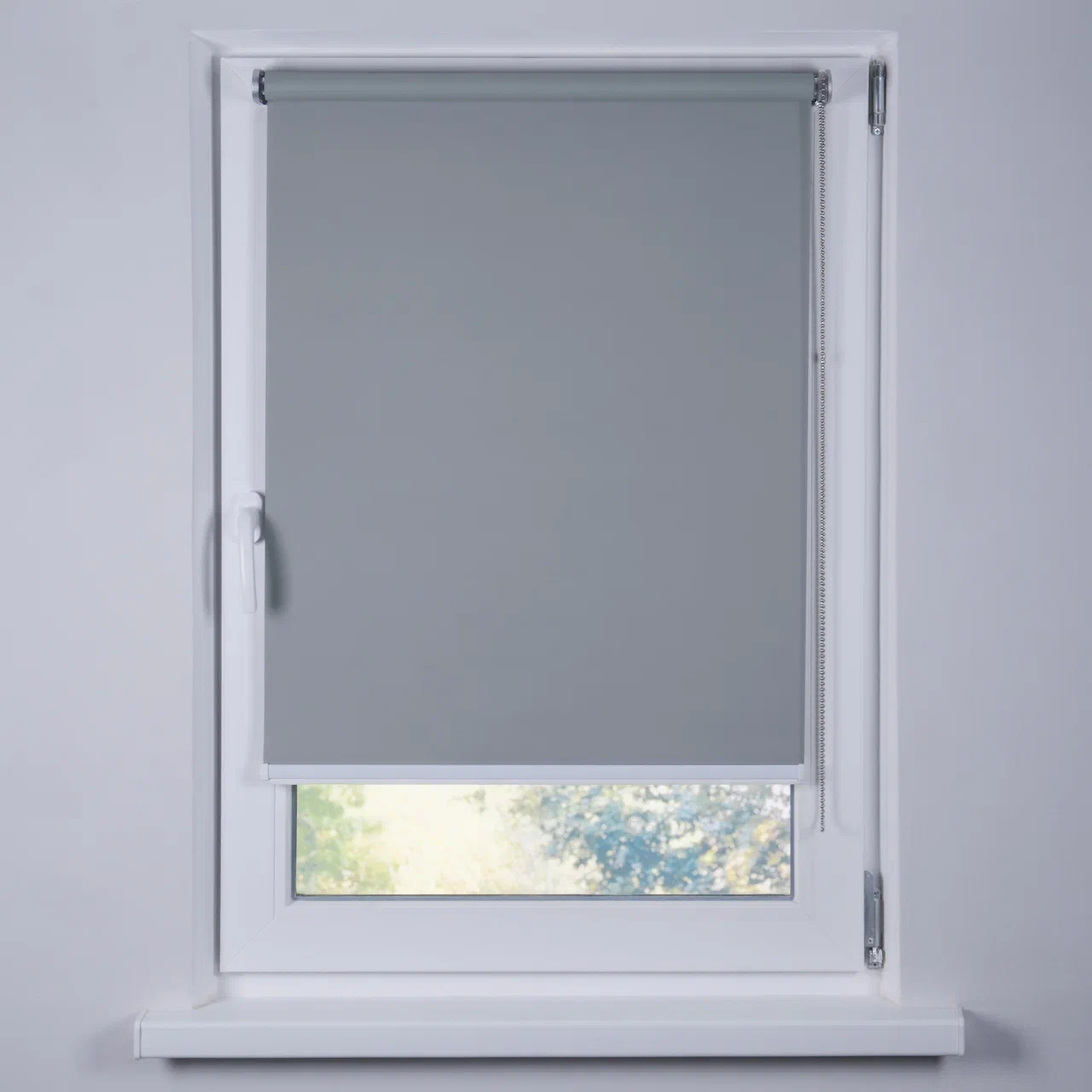 

Штора рулонная Prakto Blackout Color с металлической цепочкой, серая, 80x160 см, Prakto Blackout