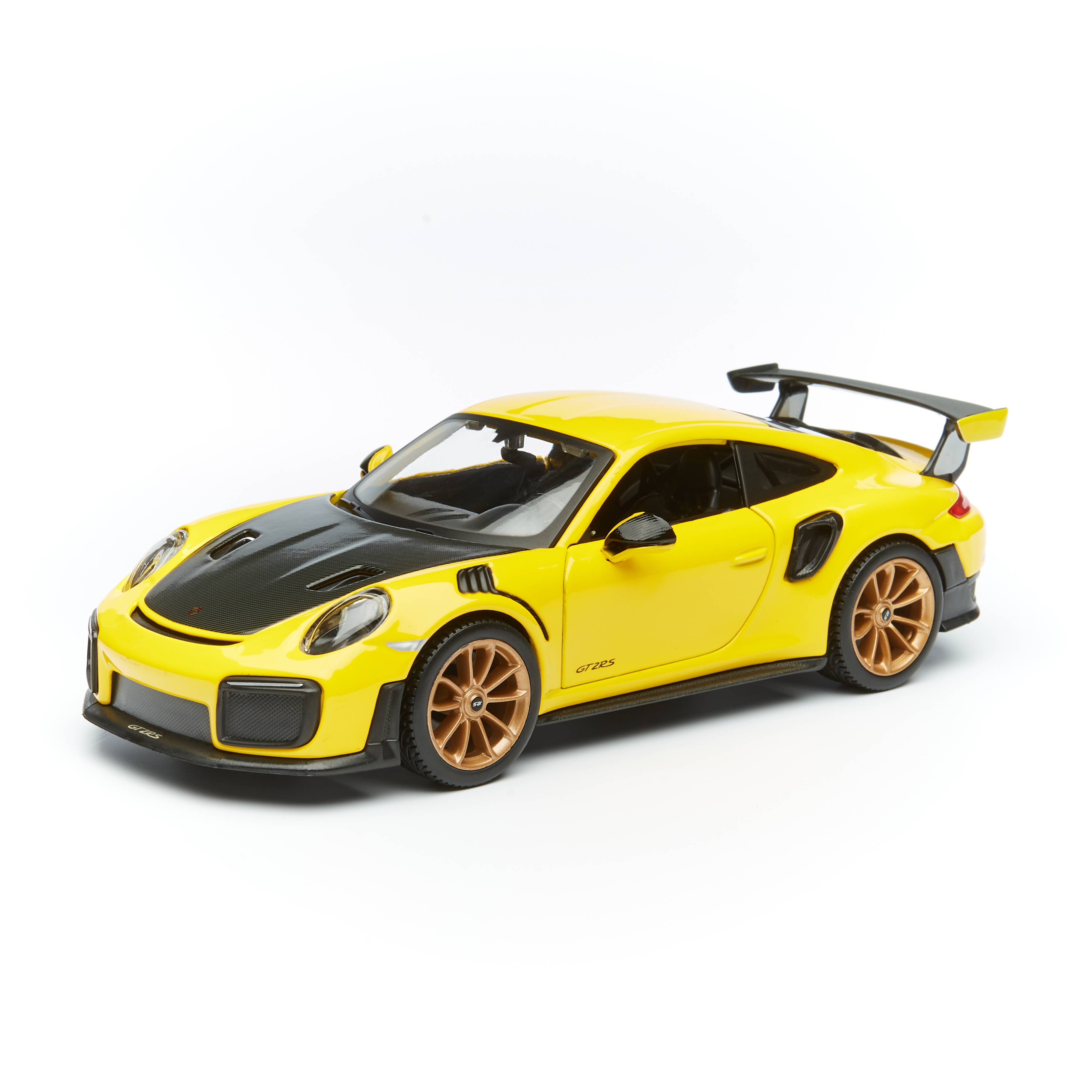 Maisto Машинка металлическая 1:24 PORSCHE 911 GT2 RS, желтый, 31523 31523