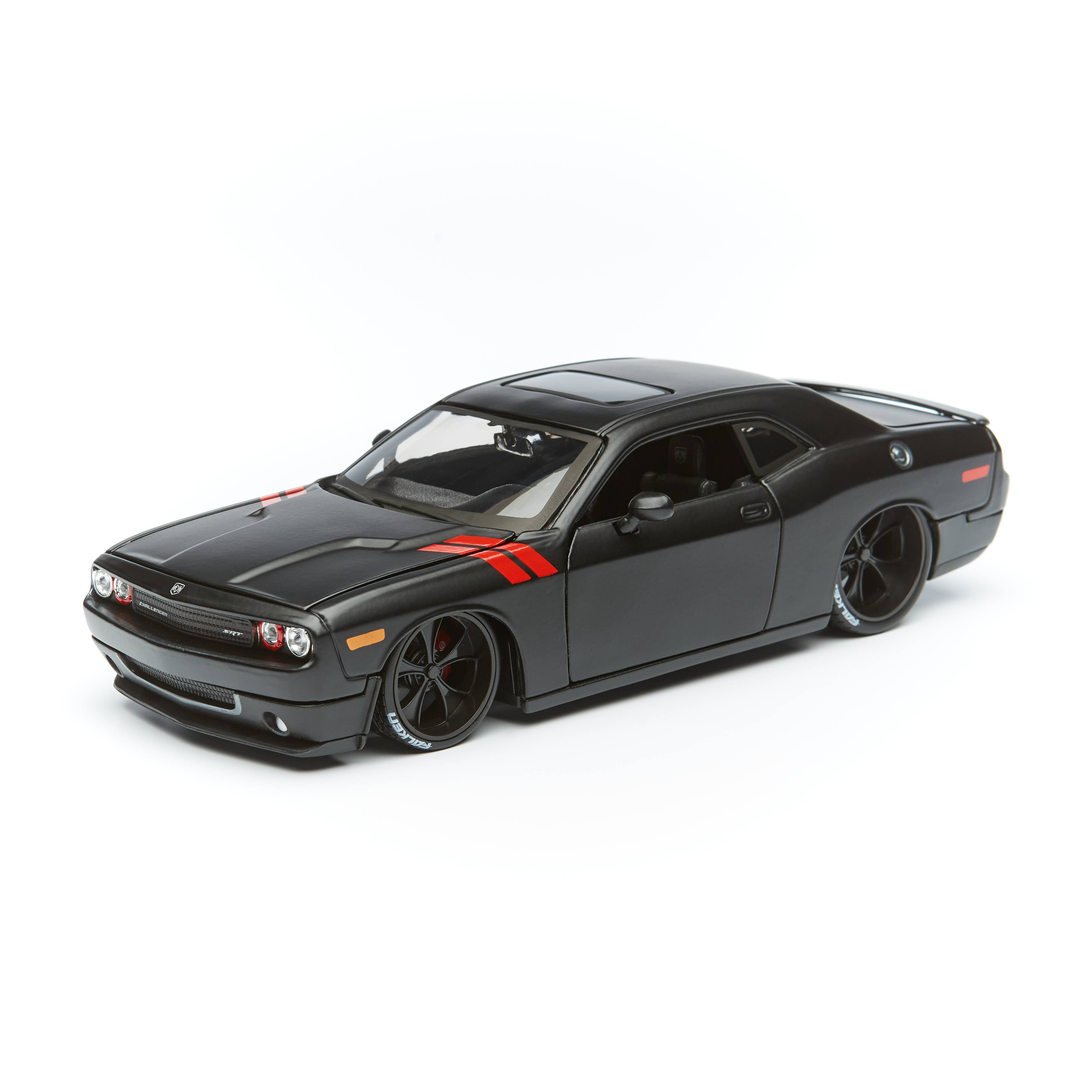 фото Maisto машинка металлическая 1:24 design dodge challenger 2008, темно-серый, 32529 32529