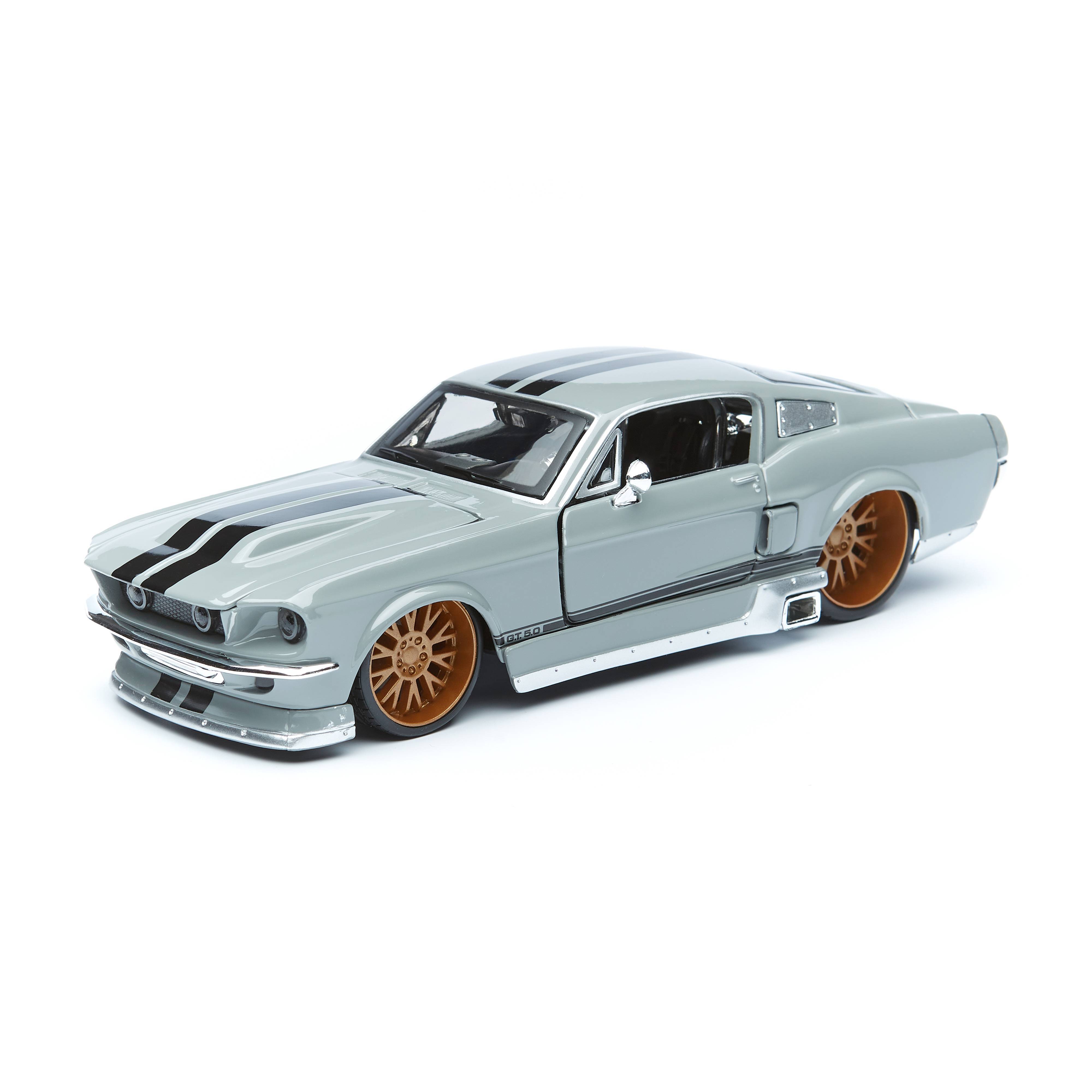 

Maisto Машинка Design Classic Muscle - Ford Mustang GT 1:24, серый 31094, 31094