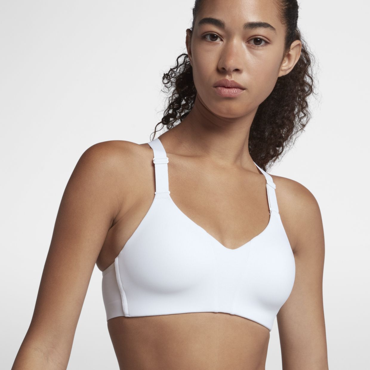 фото Топ женский nike aq4184-100 белый 36dd