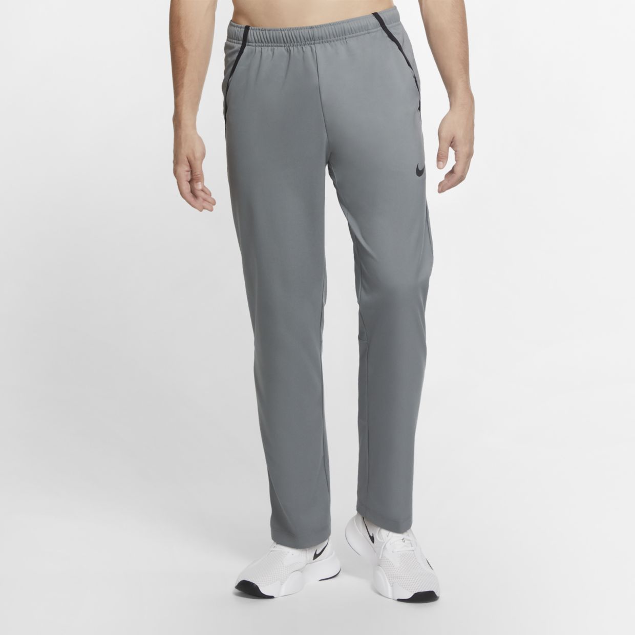 

Спортивные брюки мужские Nike CU4957-084 серые M, CU4957-084