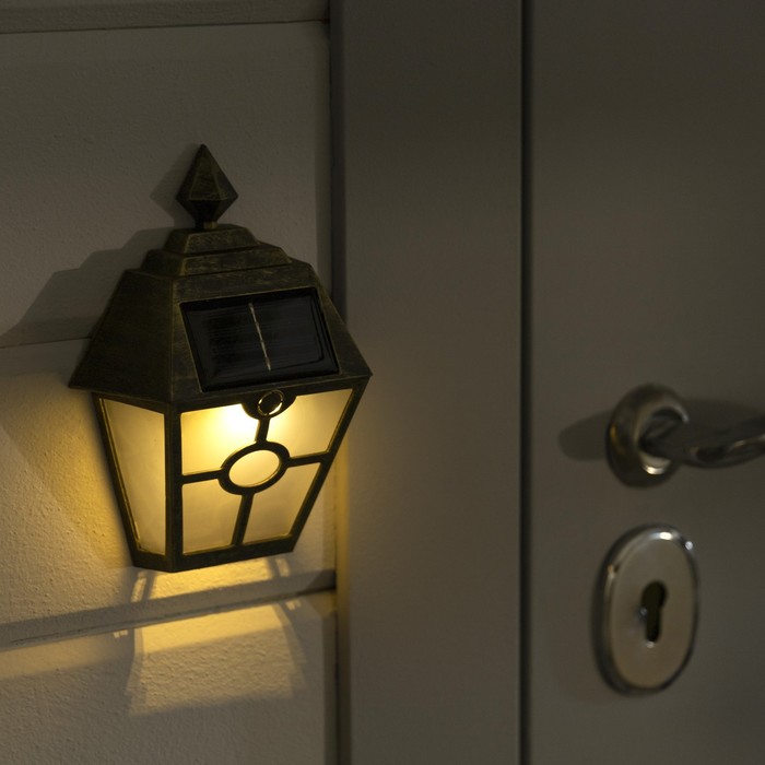

Садовый светильник Luazon Lighting Настенный ретро солнечная батарея пластик 4590939, Настенный ретро