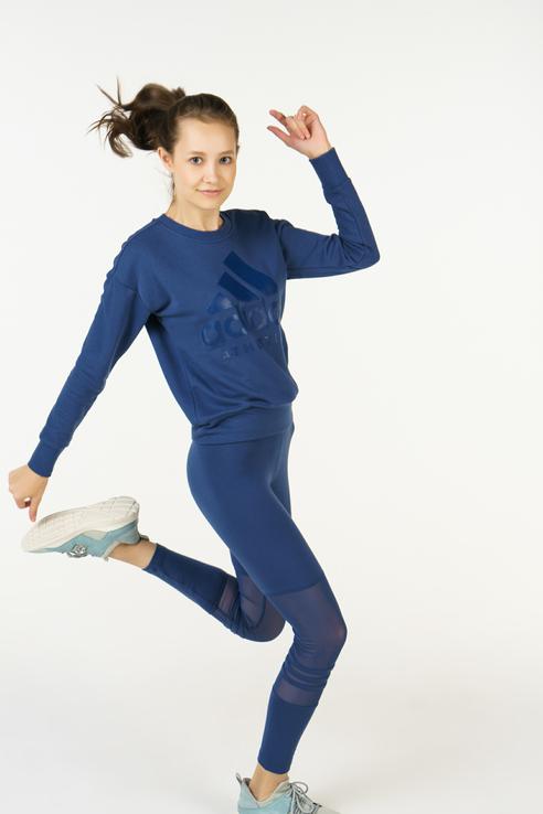 

Свитшоп женский Adidas CF1432 синий S, CF1432