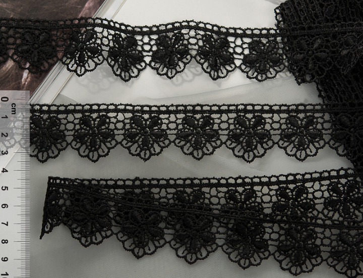 

Кружево гипюр, цвет: 2 черный, 30 мм x 9 м, арт. TR.2812