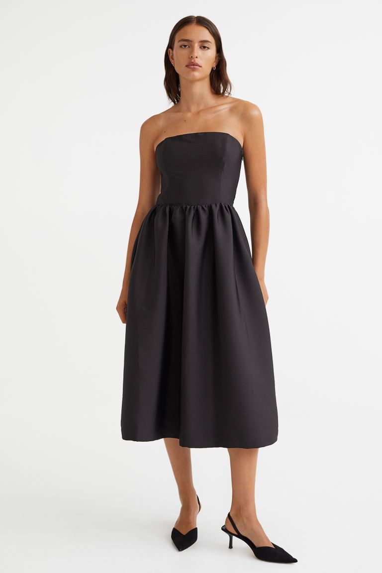 

Платье женское H&M 1088239002 черное 2XL (доставка из-за рубежа), Черный, 1088239002