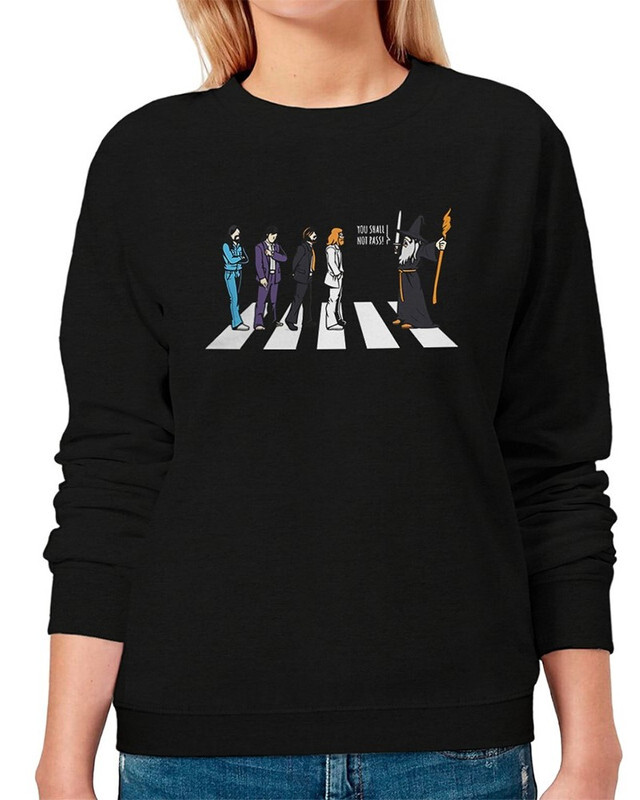

Свитшот женский Dream Shirts The Beatles / Битлз и Властелин Колец черный 50 RU, The Beatles / Битлз и Властелин Колец