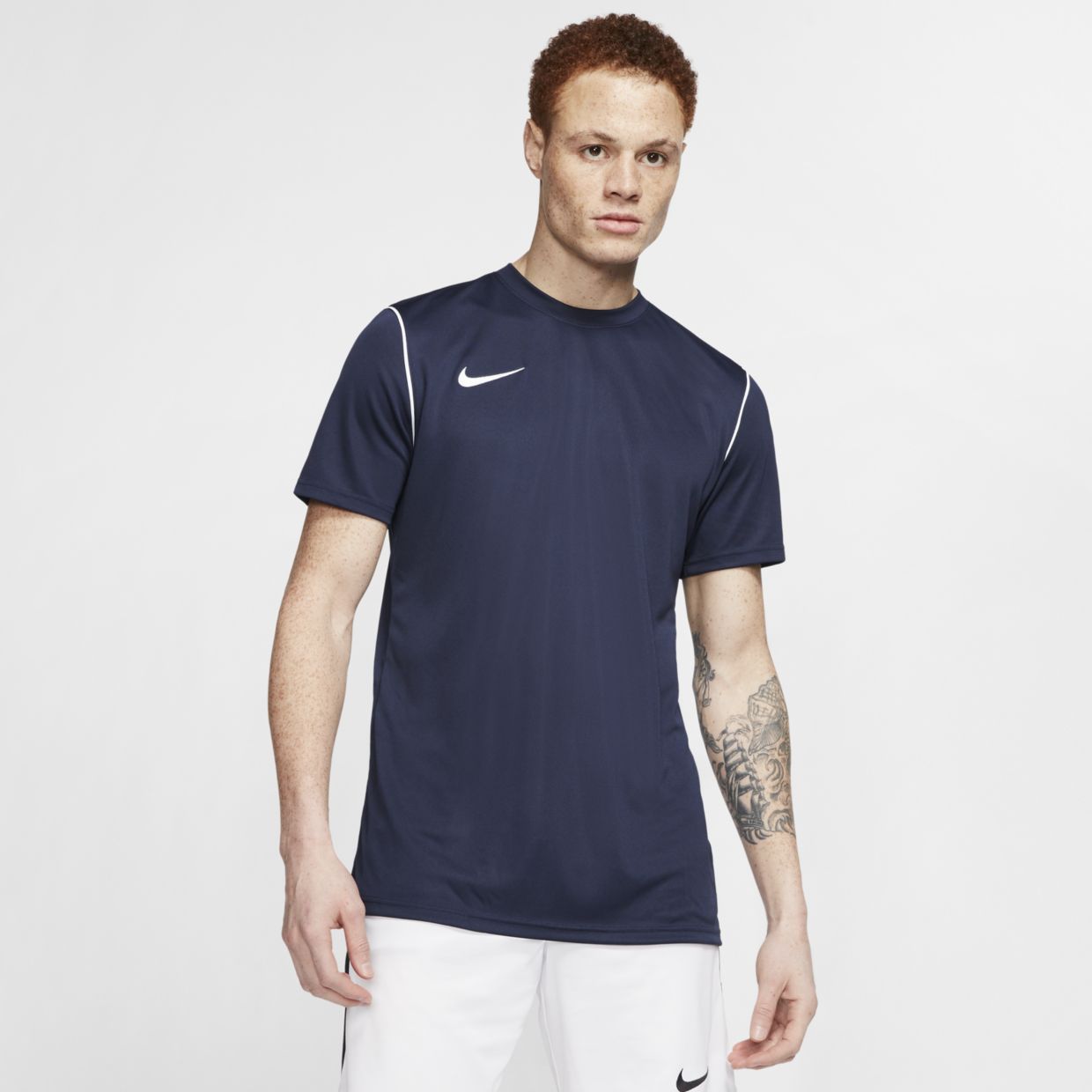 

Футболка мужская Nike BV6883-410 синяя L, BV6883-410