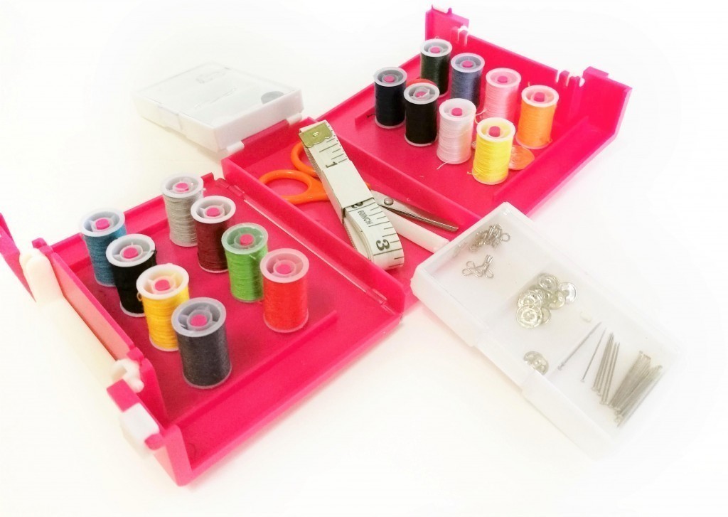 фото Компактный складной набор для шитья super mini sewing box, 11,5х5,5х9 см nobrand