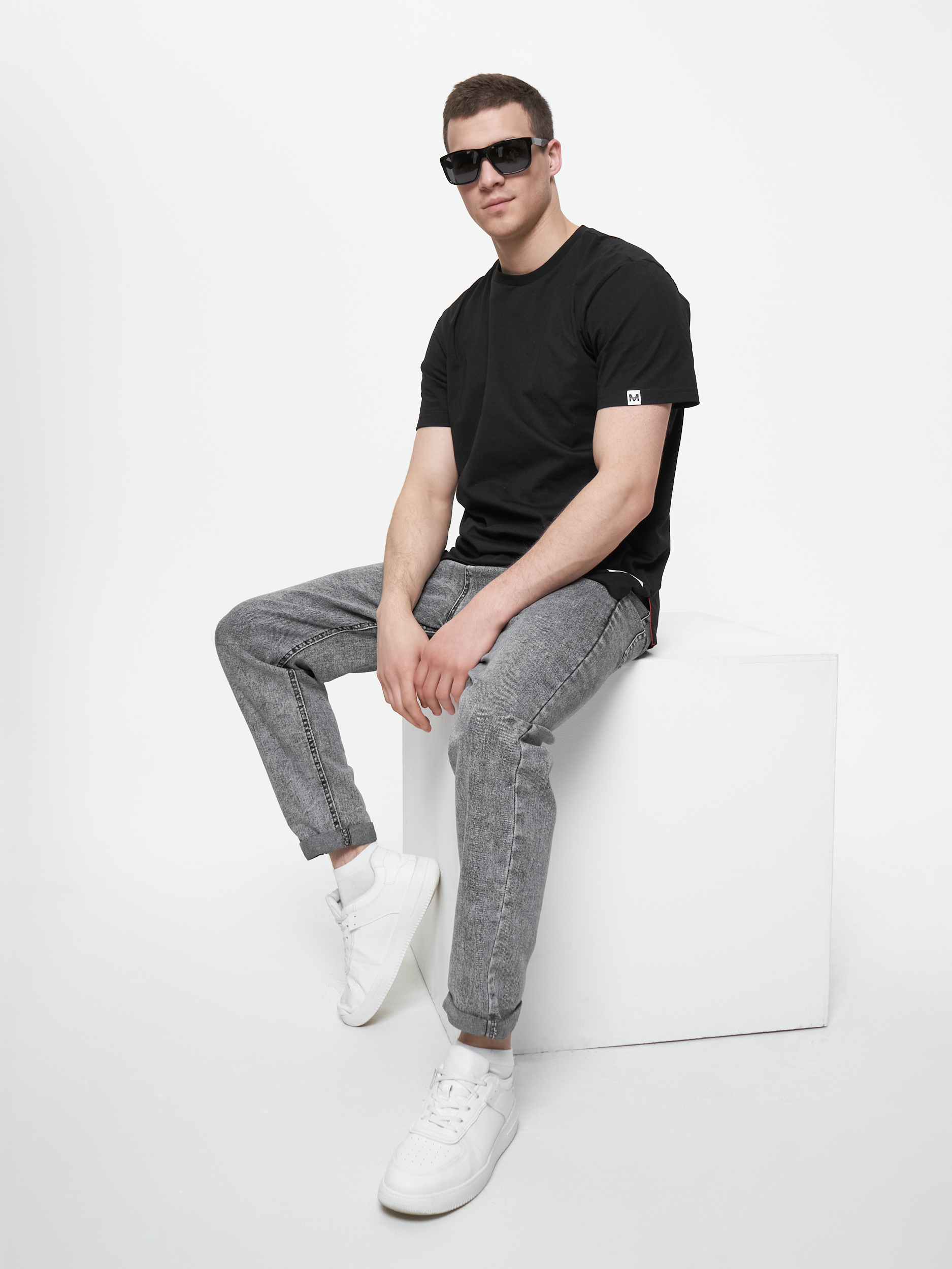 Футболка мужская Мужичков A160ph черная XXL