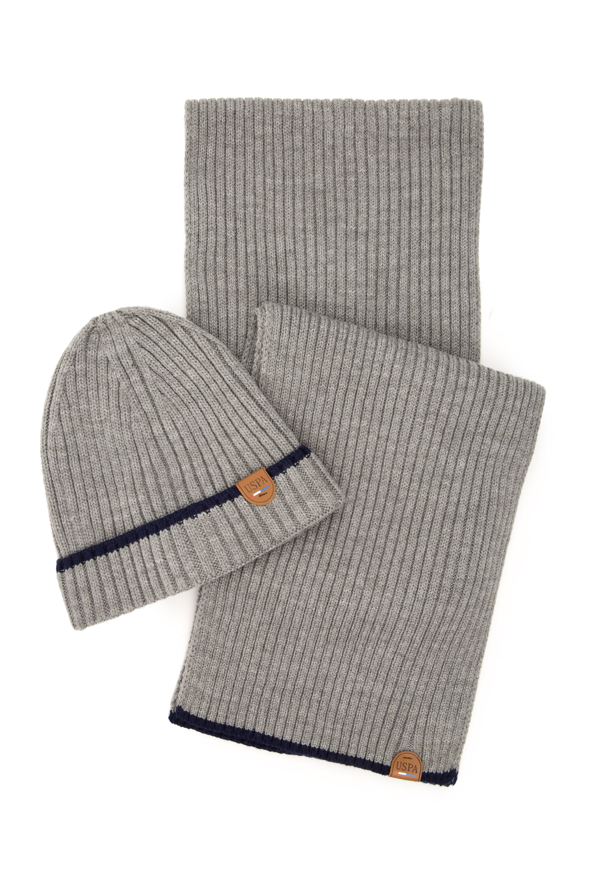 Комплект шапка и шарф мужской U.S. POLO Assn. A081SZ0DH0HUGOSK20 серый