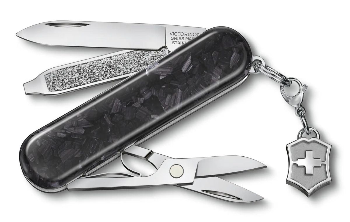 

Складной нож Victorinox Classic Brilliant Carbon, функций 5, 58мм, черный / серебристый,, Classic Brilliant Carbon