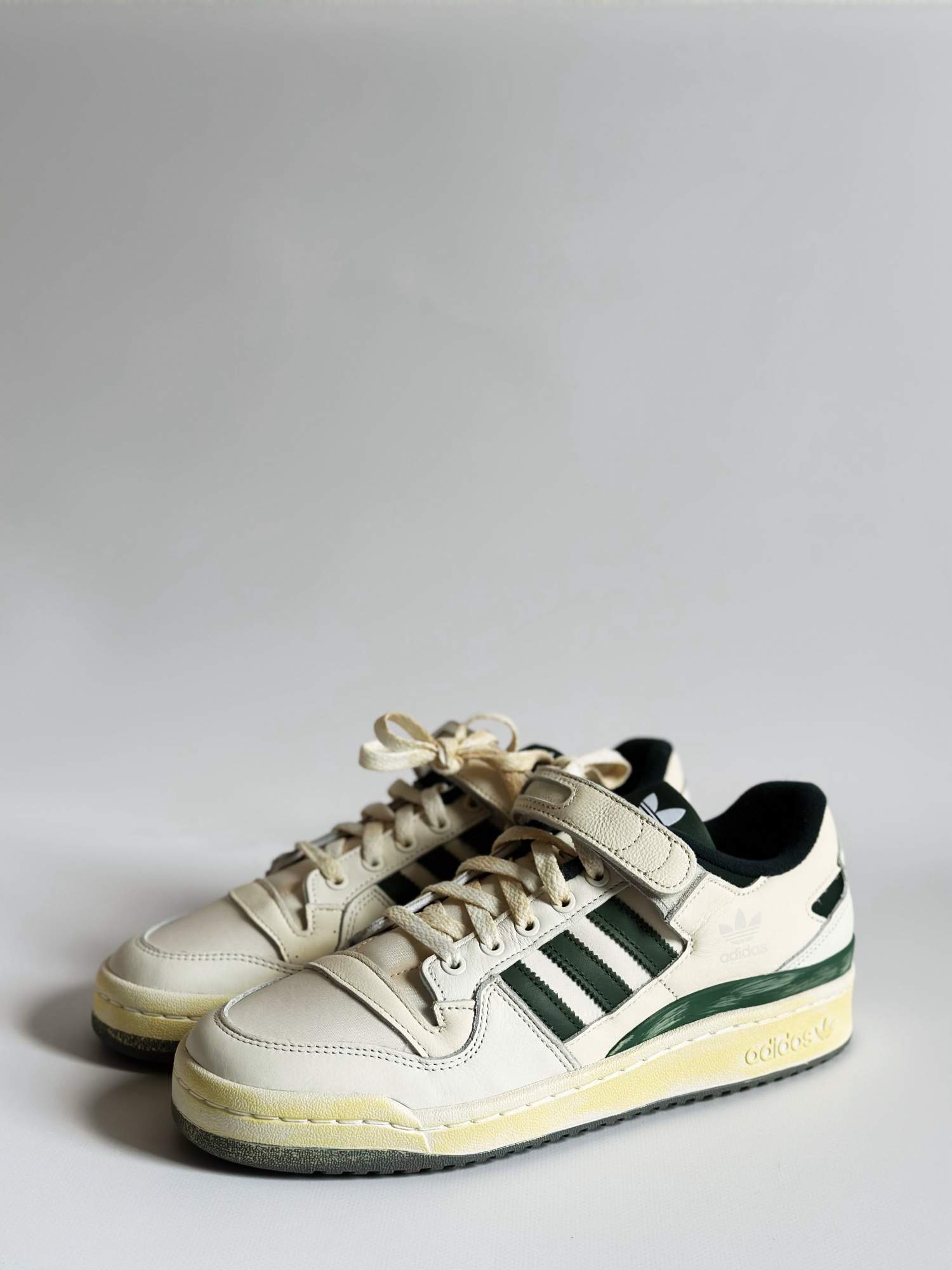 

Кеды унисекс Adidas Forum 84 Low AEC зеленые 9 UK, Зеленый, Forum 84 Low AEC