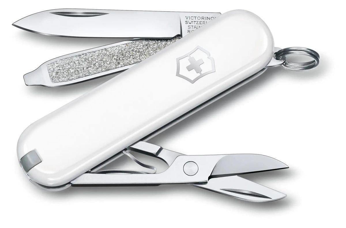 

Складной нож Victorinox Classic Falling Snow, функций 7, 58мм, коробка картонная 0.6223.7g, Белый, Classic Falling Snow