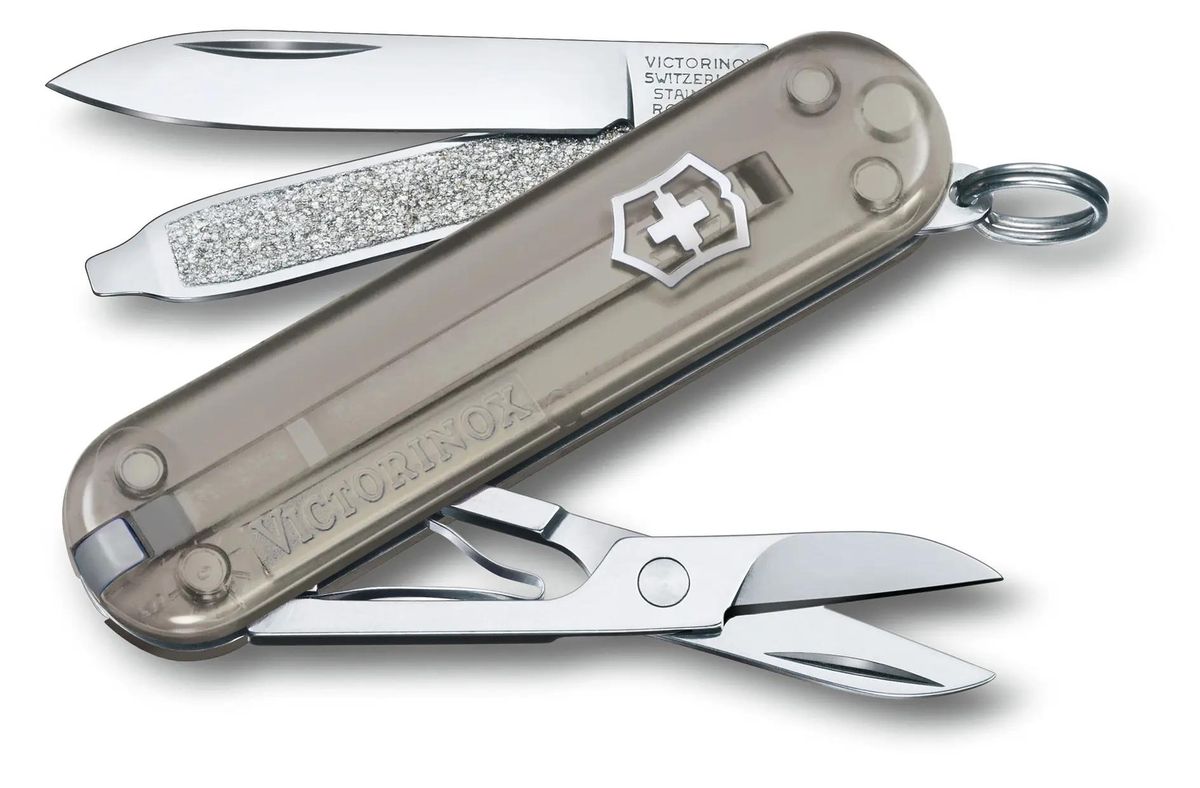 

Складной нож Victorinox Classic Mystical Morning, функций 7, 58мм, коробка картонная 0.622, Серый;серебристый, Classic Mystical Morning