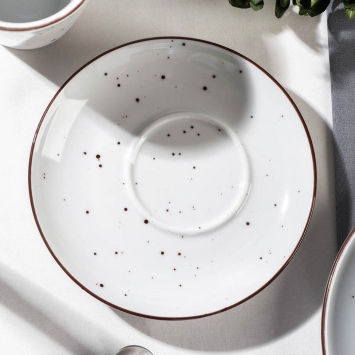 

Блюдце DOTS white, d=16 см