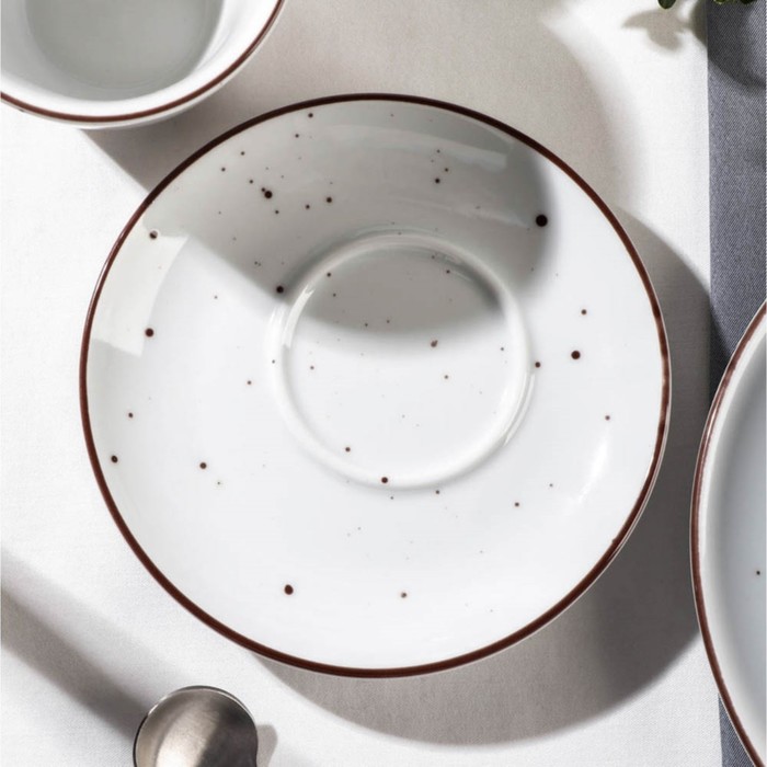 

Блюдце кофейное DOTS white, d=14 см