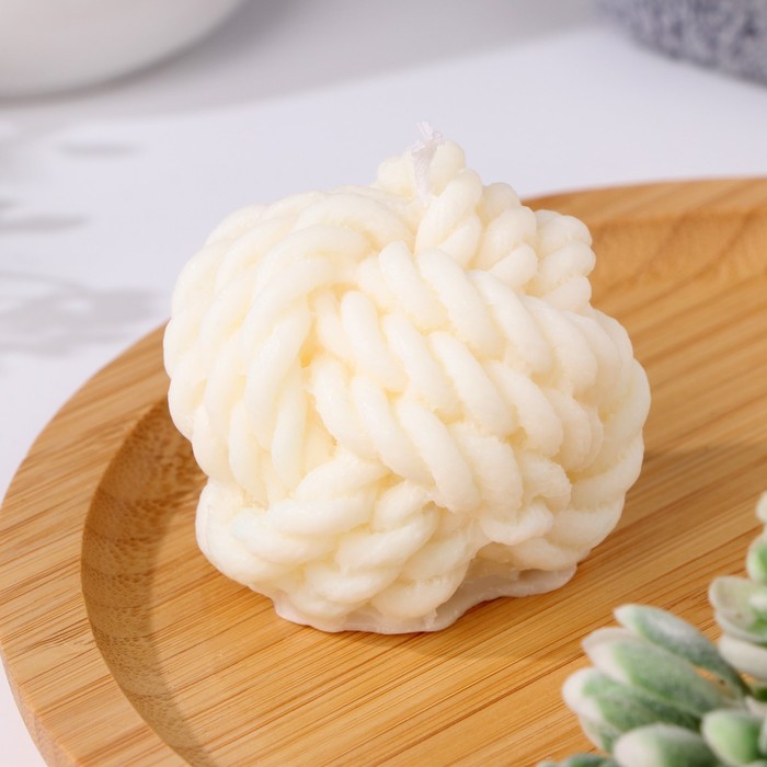 

Свеча фигурная из натурального воска "Клубок", 5,5 см, 60 г, 2 ч, белый