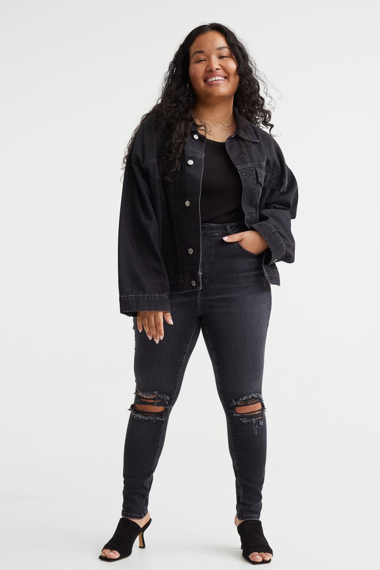 

Джинсы женские H&M 1088564003 черные 4XL (доставка из-за рубежа), Черный, 1088564003