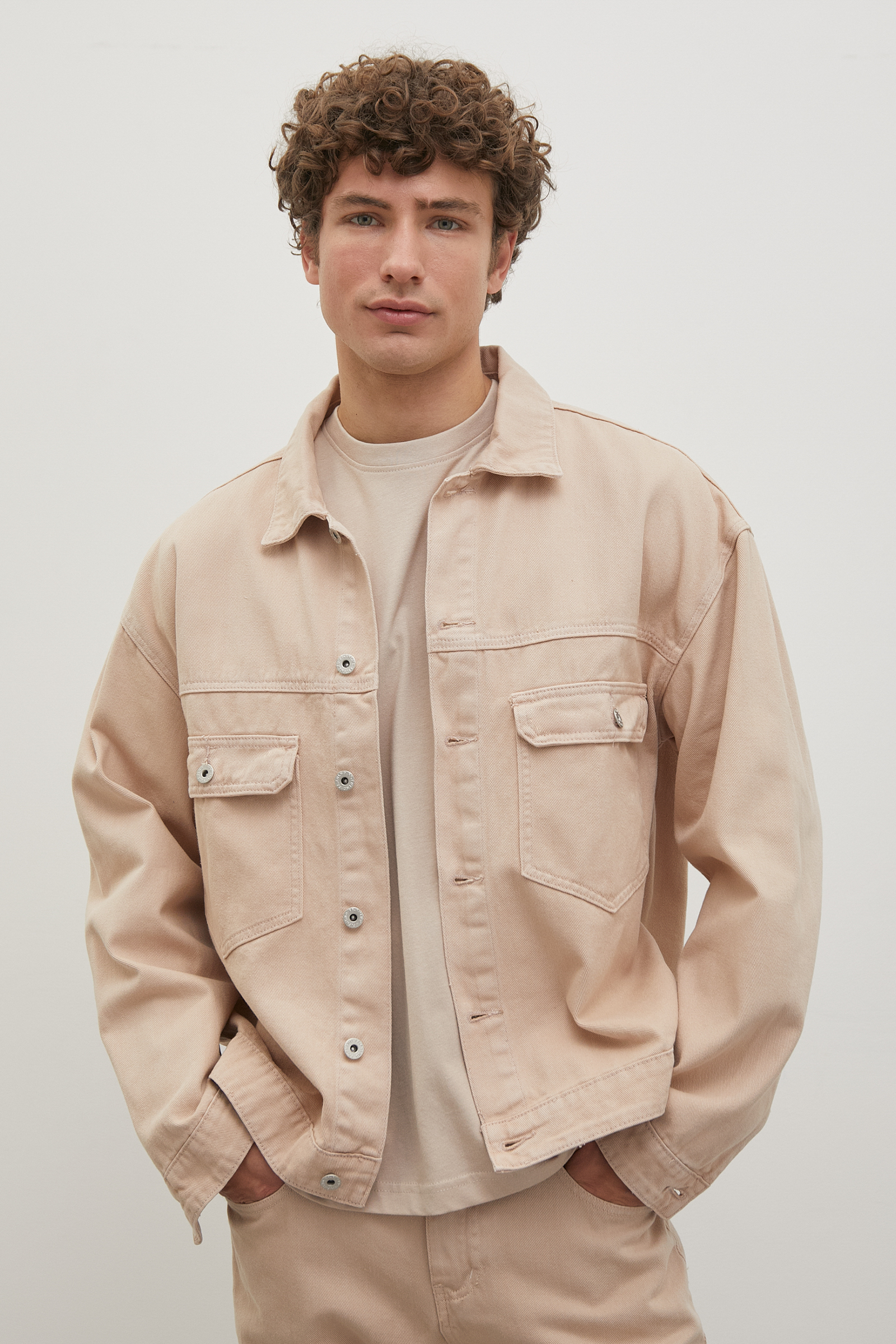 Джинсовая куртка мужская Finn Flare FSD25001 бежевая XL
