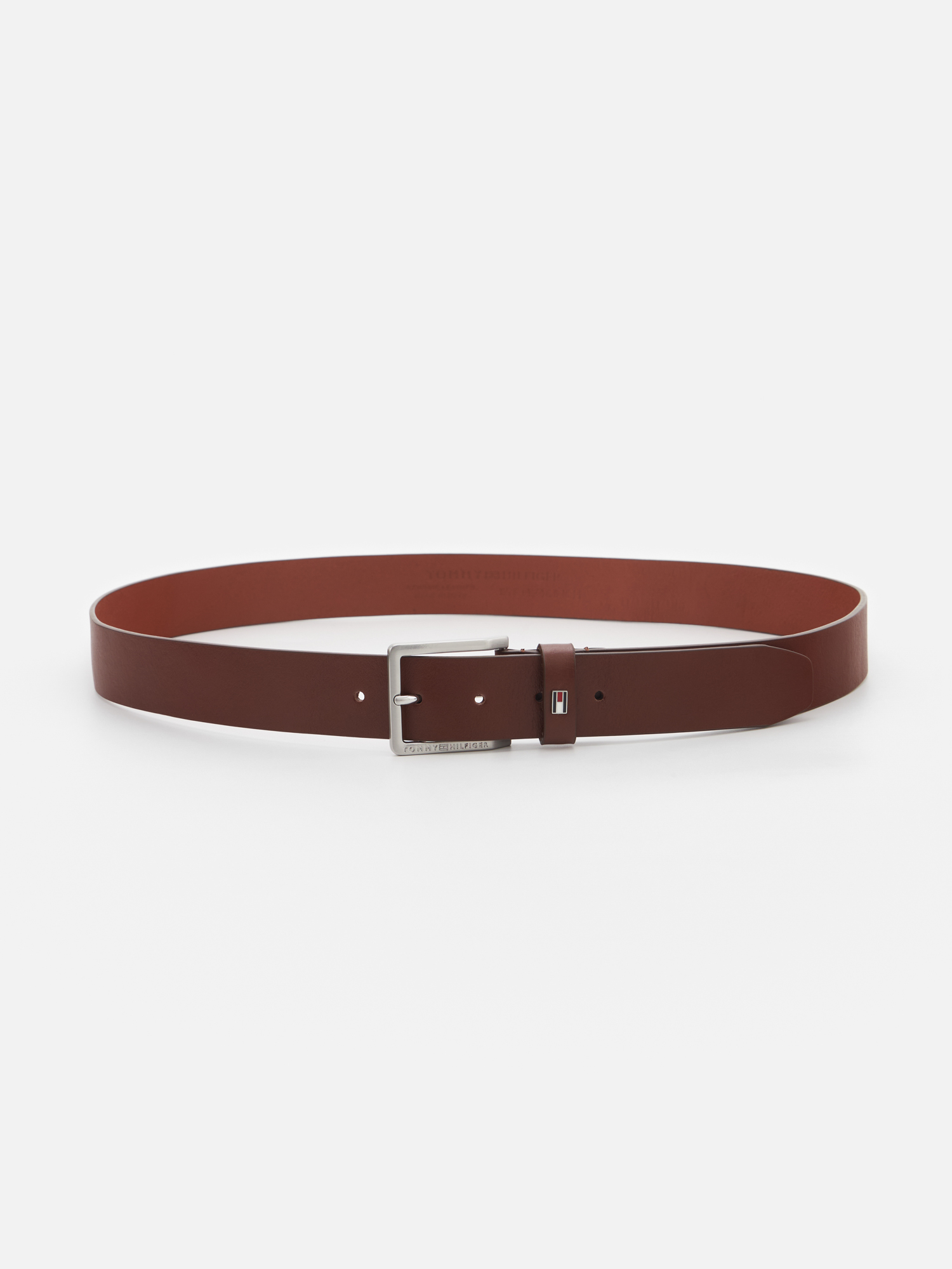 

Ремень мужской Tommy Hilfiger Oliver 3.5 AM0AM12554 коричневый, 135 см, Oliver 3.5