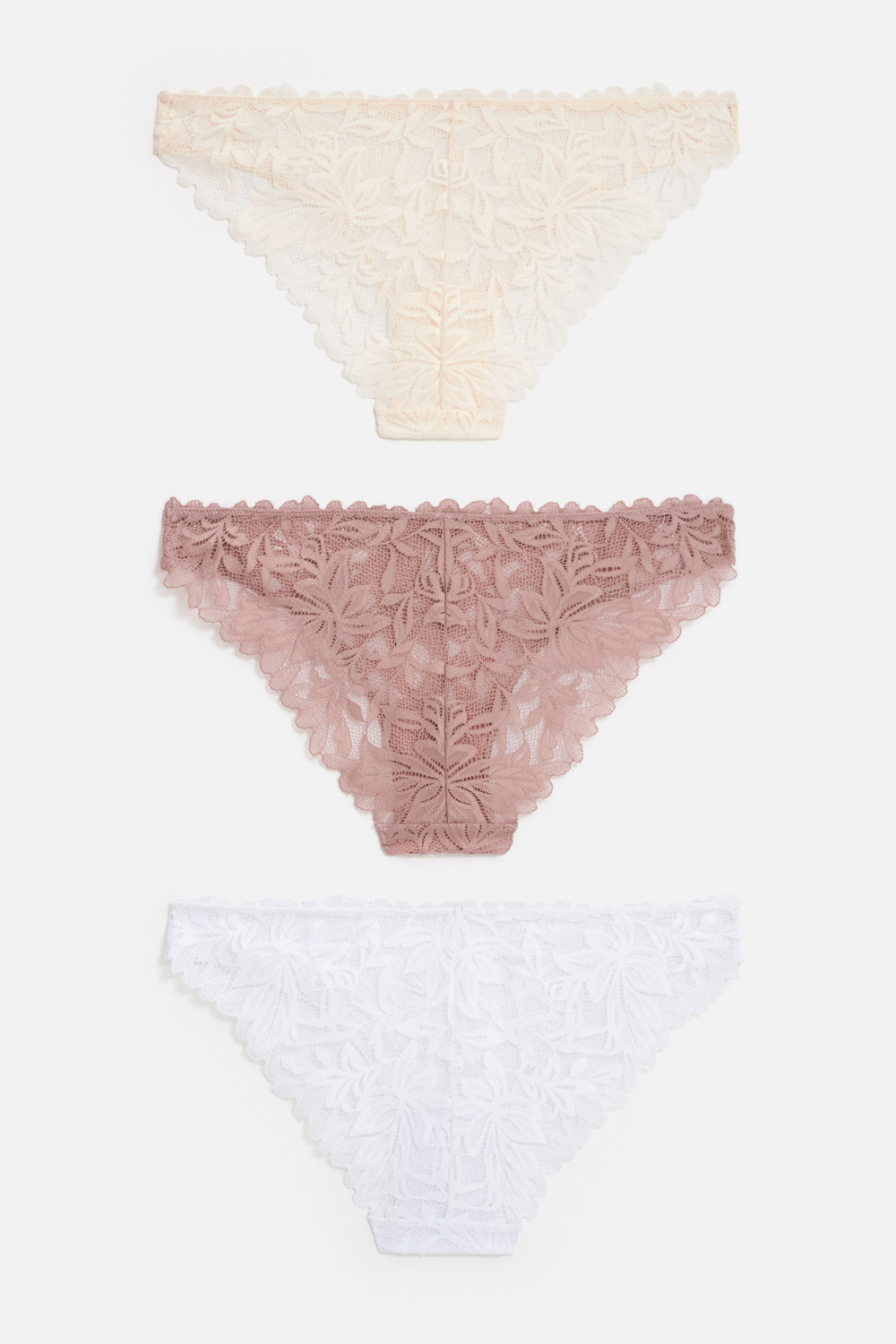 

Комплект трусов женских Concept Club 31204121955 бежевый; белый; бордовый M, 31204121955