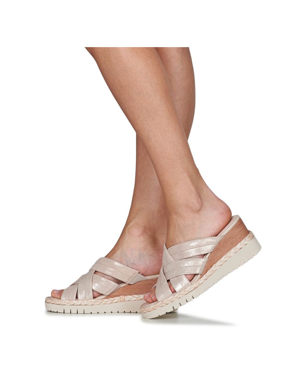 

Сабо женские Tamaris 24299977 золотистые 41 EU, Золотистый, 24299977