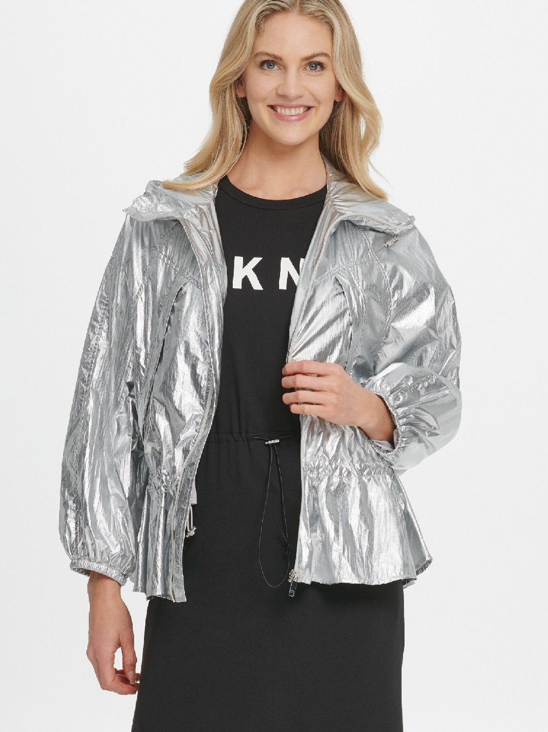 

Ветровка женская DKNY P0AJREUY серебристая S, P0AJREUY