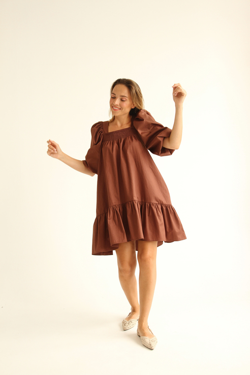 

Платье женское KHISMETOVA dress S22-368 коричневое M/L, S22-368
