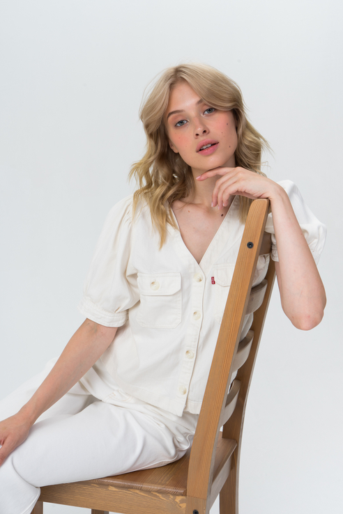 

Блуза женская Levi's 3462100000 бежевая M, 3462100000