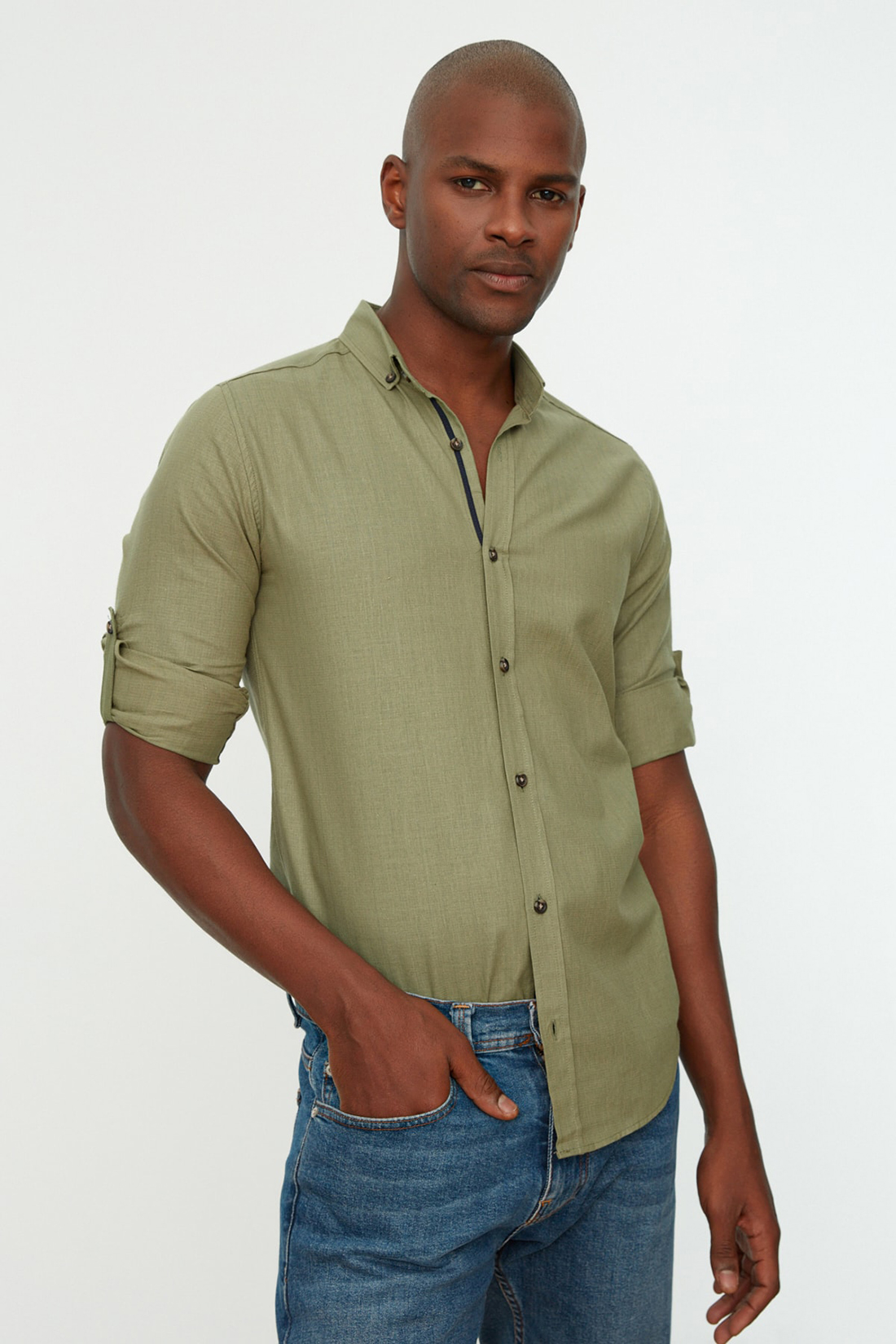 

Рубашка мужская Trendyol TMNSS20GO0189 хаки 2XL, trendyol TMNSS20GO0189