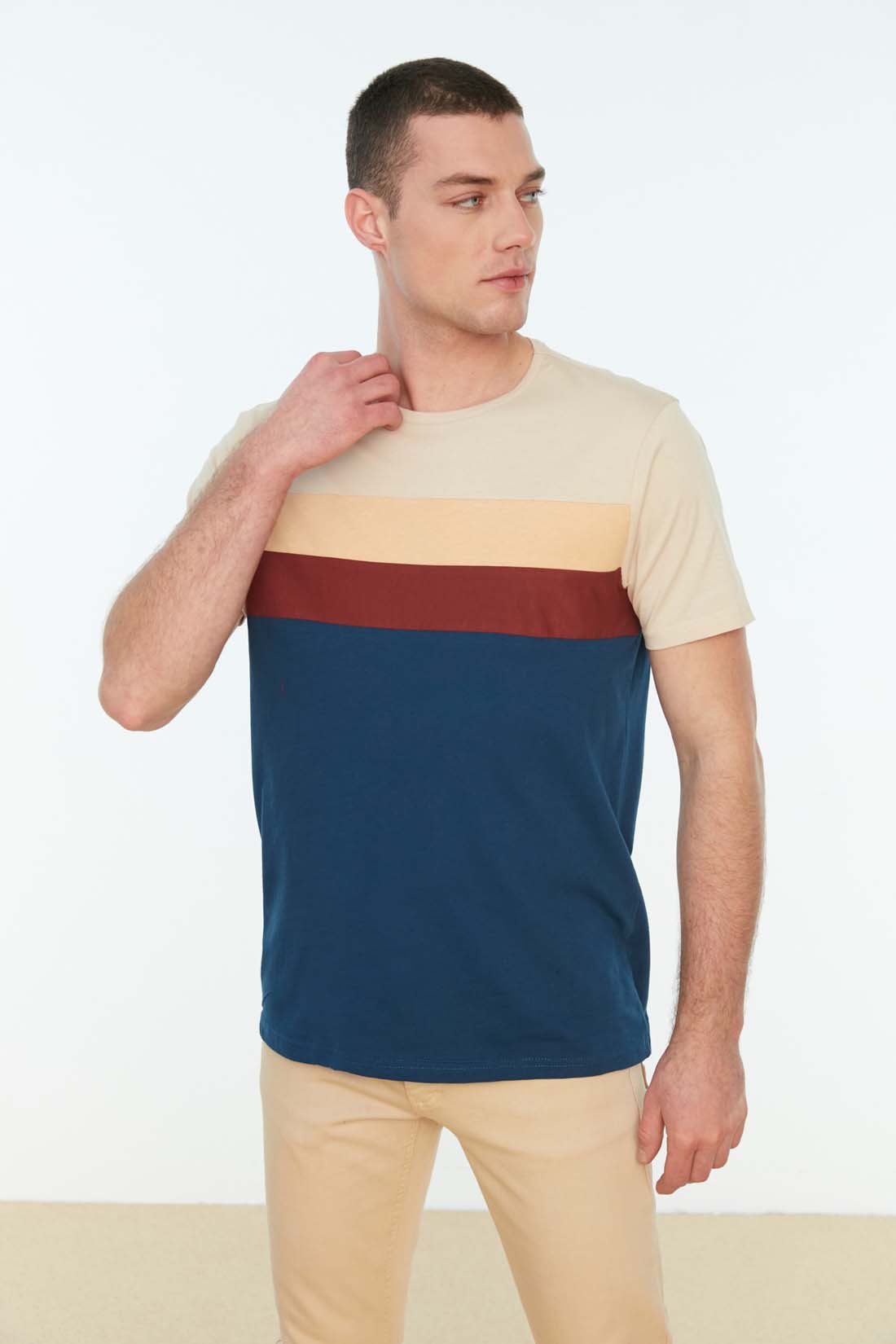 

Футболка мужская Trendyol TMNSS20TS0166 бежевая M, trendyol TMNSS20TS0166