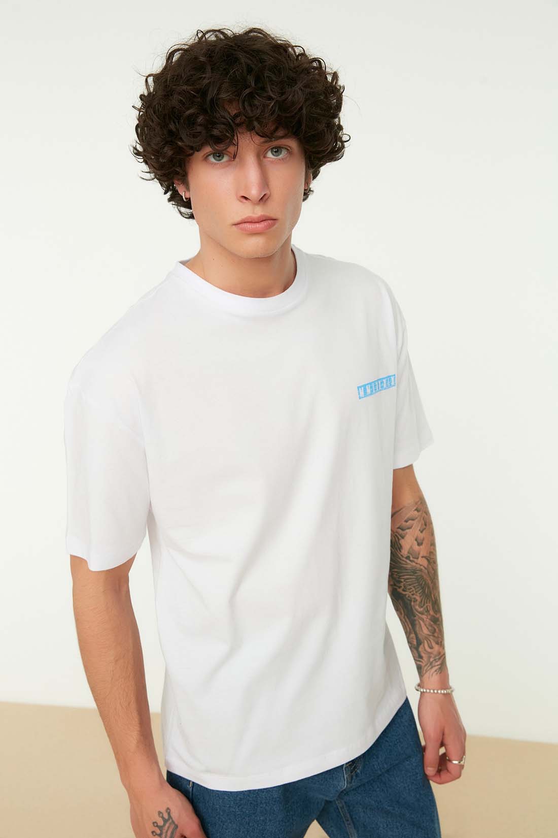 

Футболка мужская Trendyol TMNSS20TS1132 белая L, Белый, trendyol TMNSS20TS1132