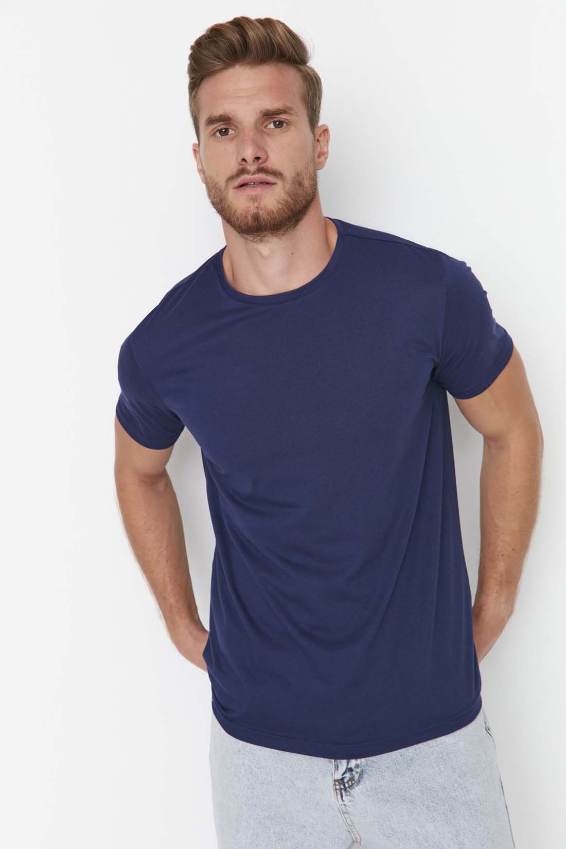 

Футболка мужская Trendyol TMNSS22TS0271 синяя XL, Синий, trendyol TMNSS22TS0271