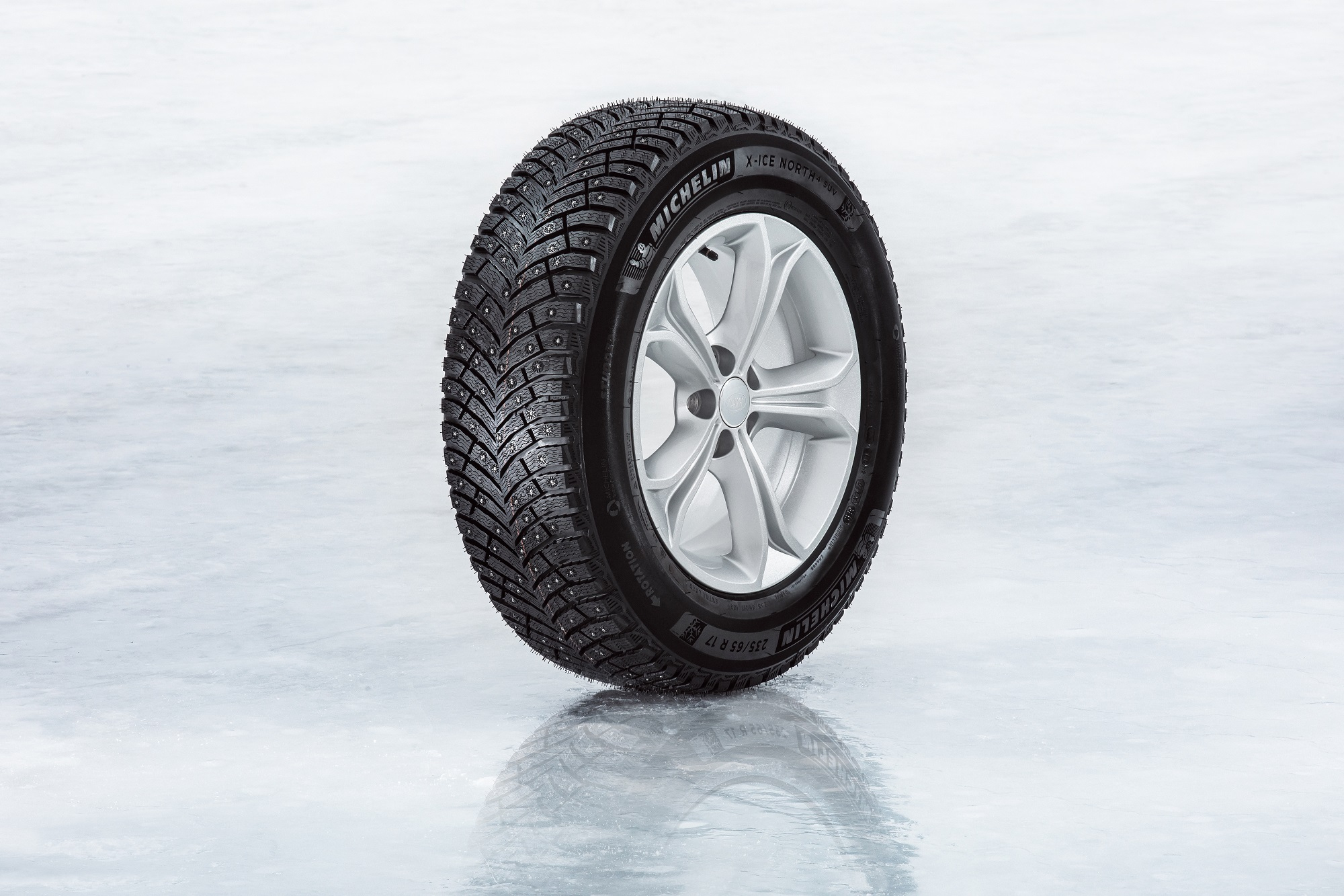 Зимние шины ice. Michelin x-Ice North 4. Мишлен x-Ice North 4 SUV. Mishlene шины x-Ice North 4. Michelin x-Ice North 4 SUV 245-60 r18.