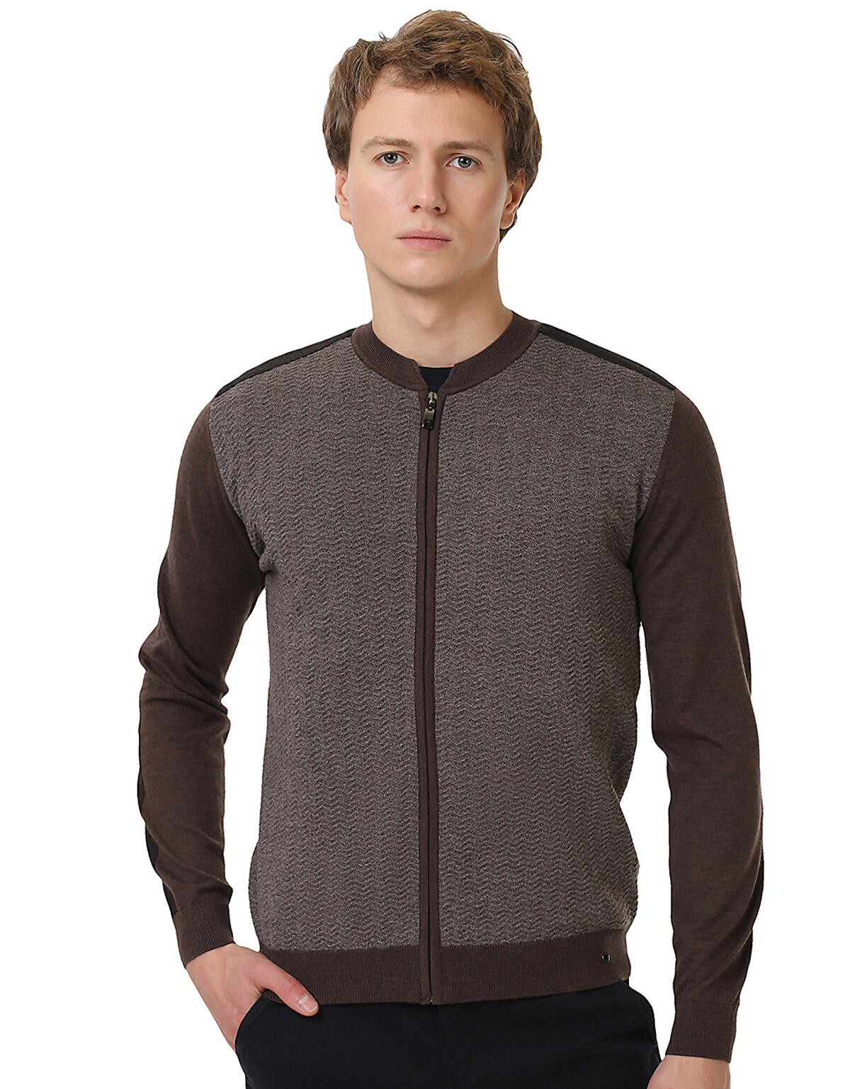 

Кардиган мужской 135-30 Gratude коричневый M, 135-30