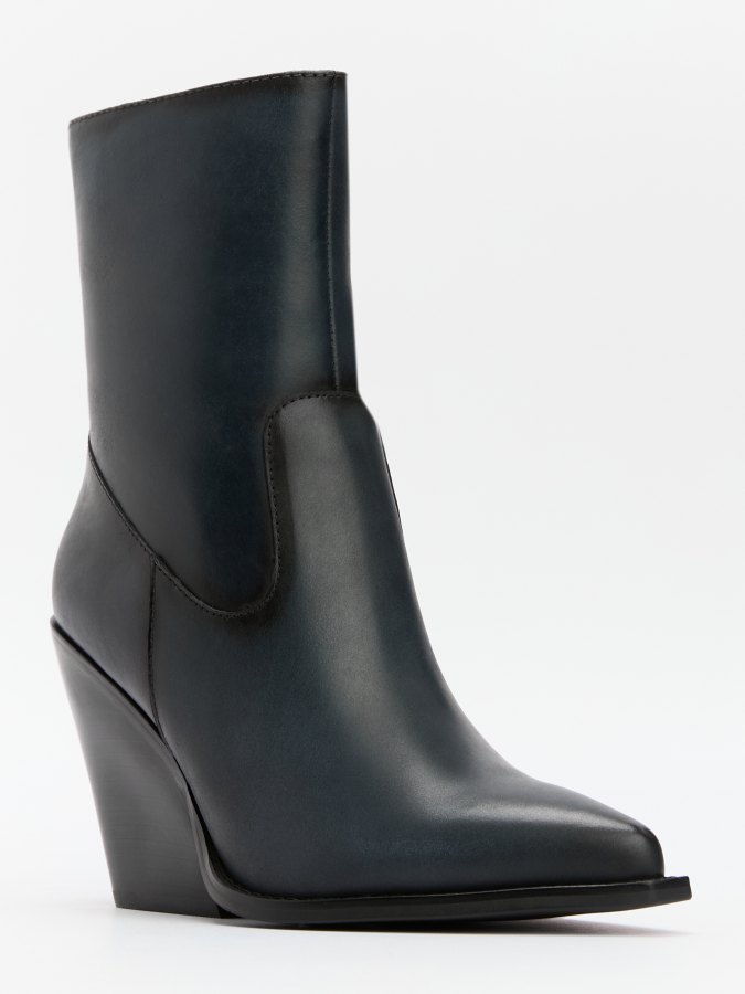 

Полусапоги женские Tendance CLF546B-08 синие 41 EU, Синий, CLF546B-08