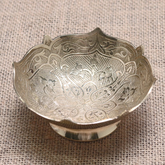 

Блюдце латунь "Счастье" 10х10х4 см