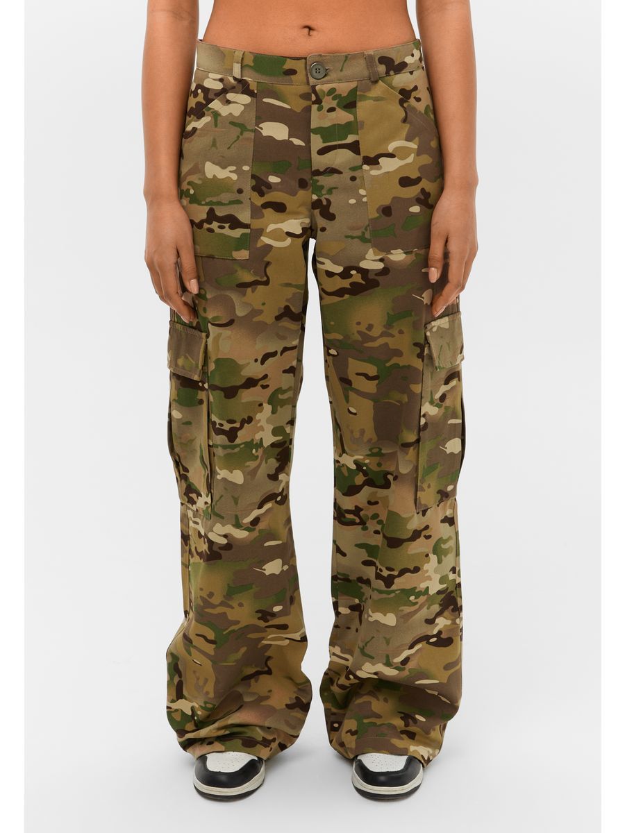 Брюки женские Feelz Camo зеленые L 2669₽