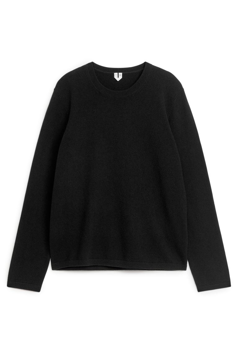 

Джемпер женский ARKET 1092929001 черный XS (доставка из-за рубежа), 1092929001