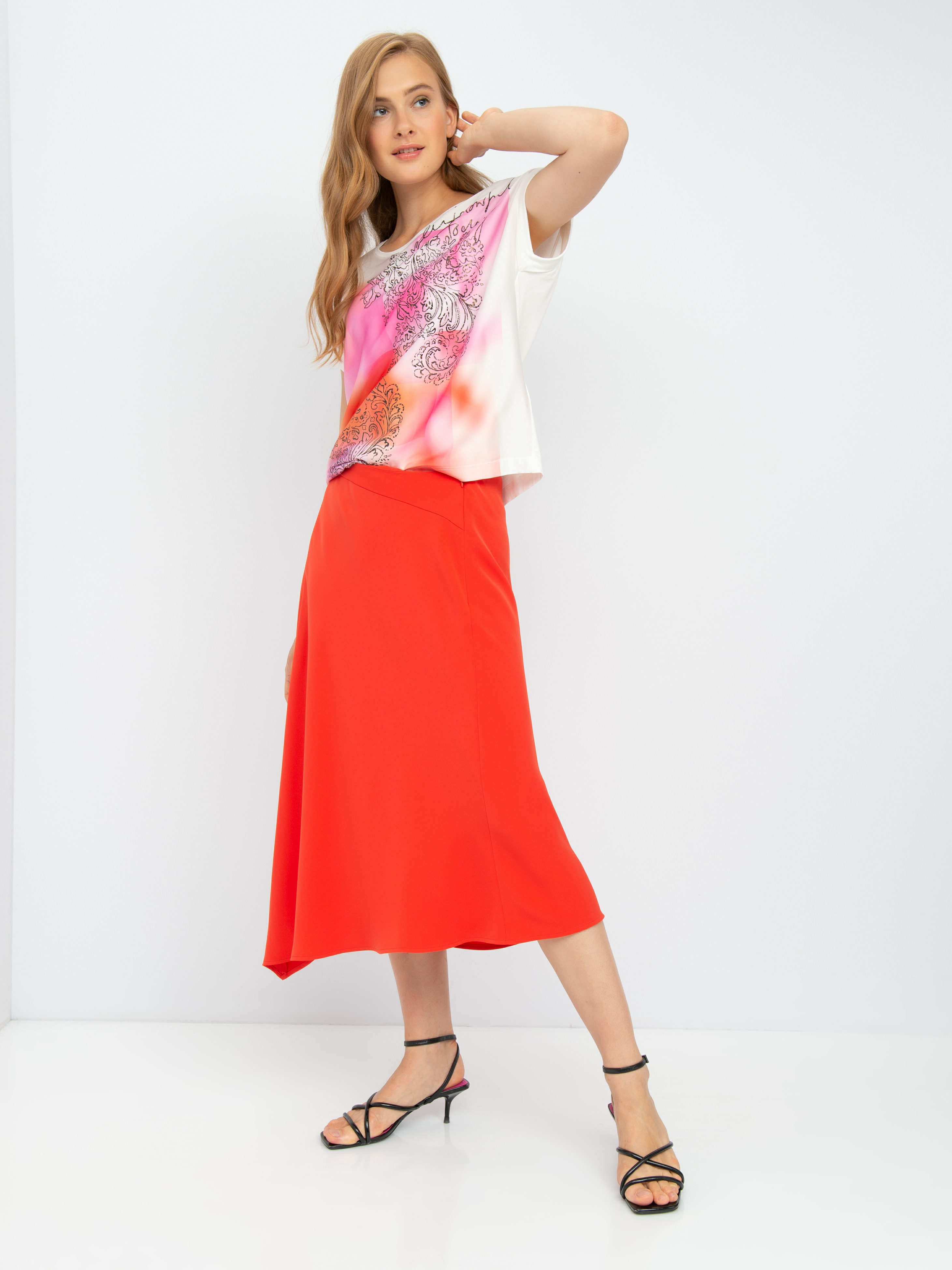 

Футболка женская Gerry Weber 870062-44002-99700 белая 46, Белый, 870062-44002