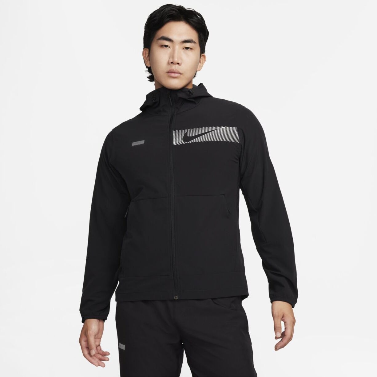 Ветровка мужская Nike M Unlimited Repel Hooded Versatile Jacket черная M