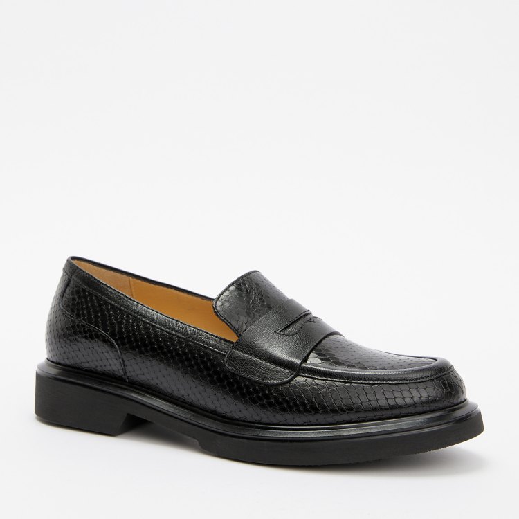 

Лоферы женские Giovanni Fabiani Trend W24TR109 черные 37 EU, Черный, W24TR109