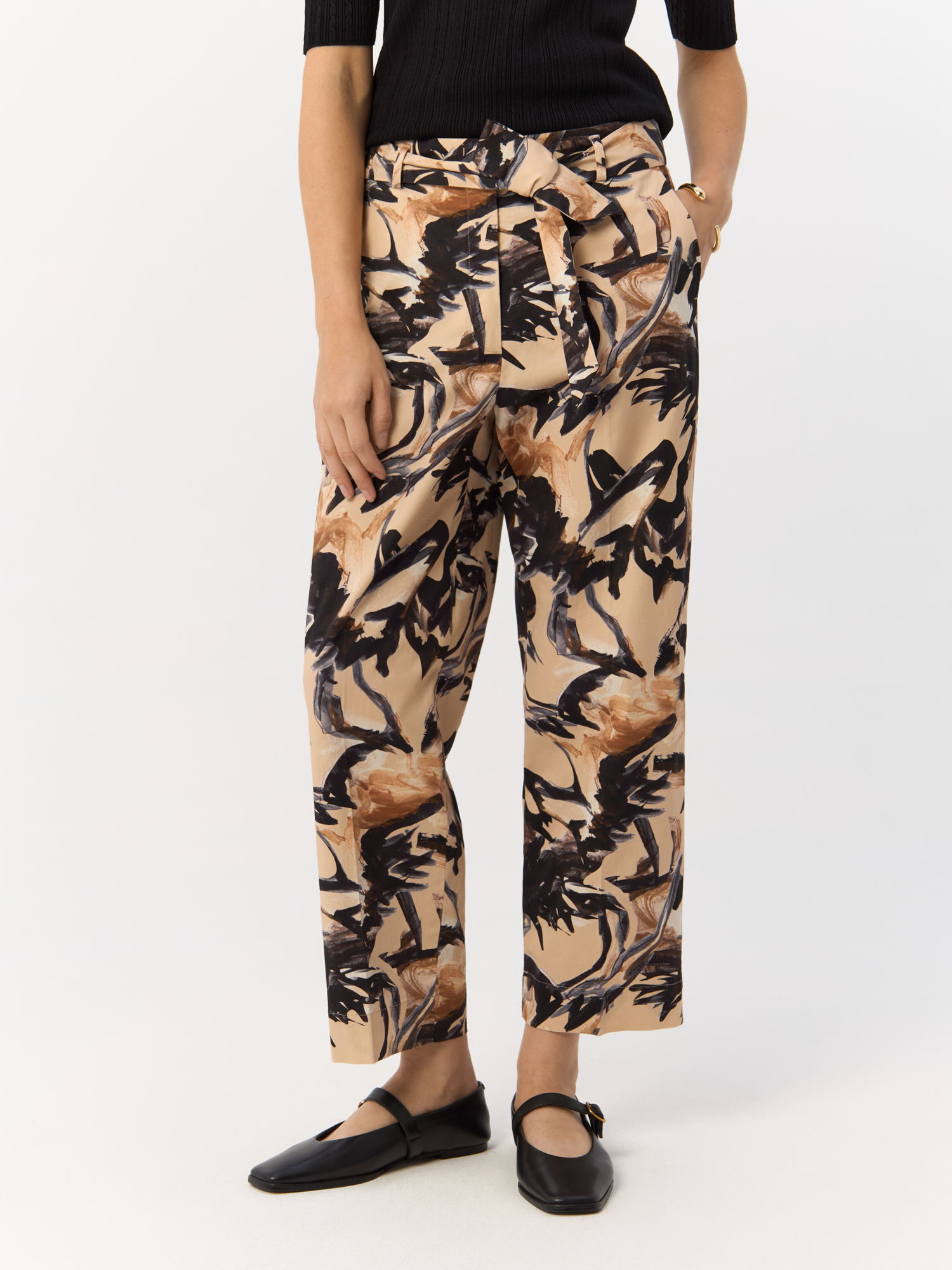 

Брюки женские Gerry Weber 120022-31215 бежевые 46, Бежевый, 120022-31215