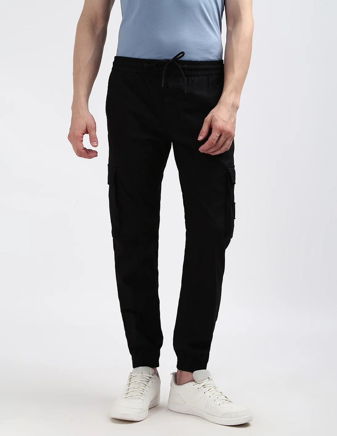 Брюки Calvin Klein Jeans для мужчин спортивные чёрные-BEH размер M J30J325900 12590₽