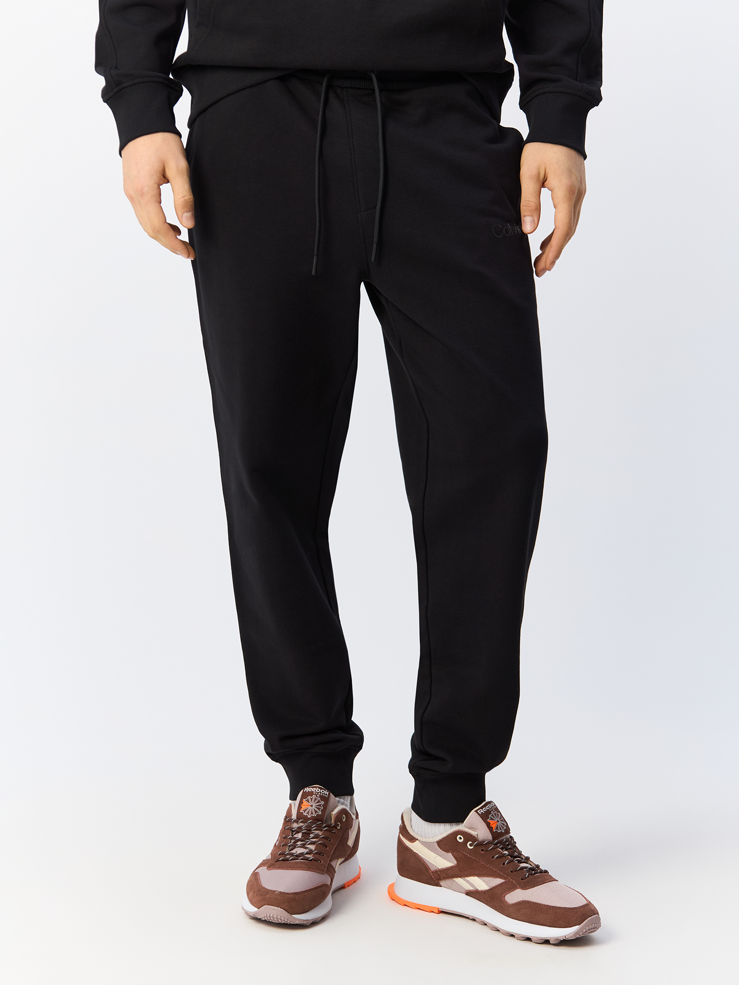 

Спортивные брюки мужские Calvin Klein Jeans J30J325660 черные S, Черный, J30J325660